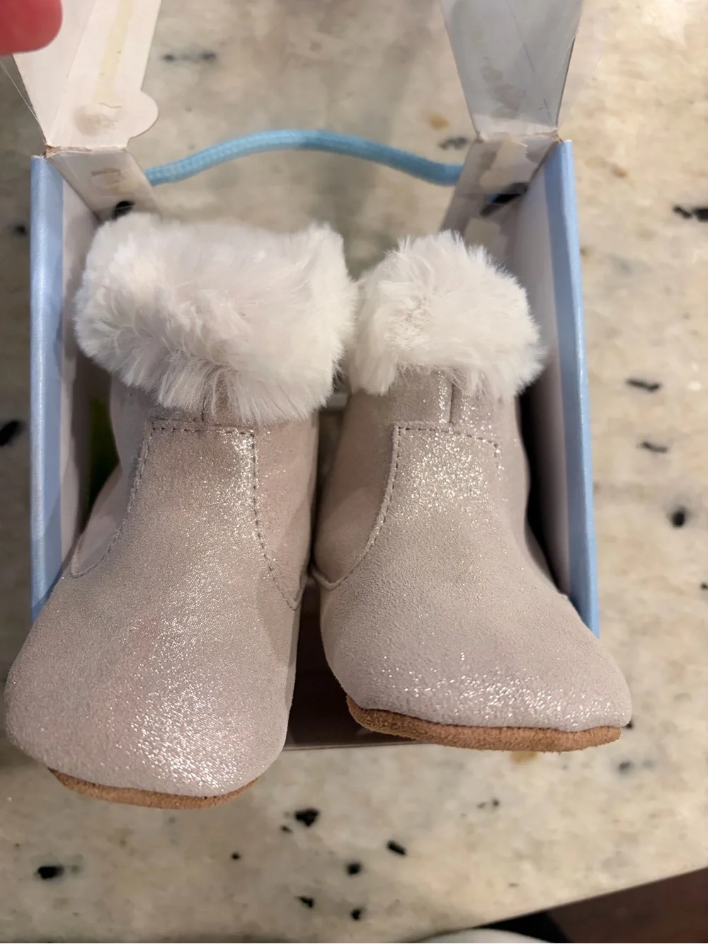 Robeez soft shimmery